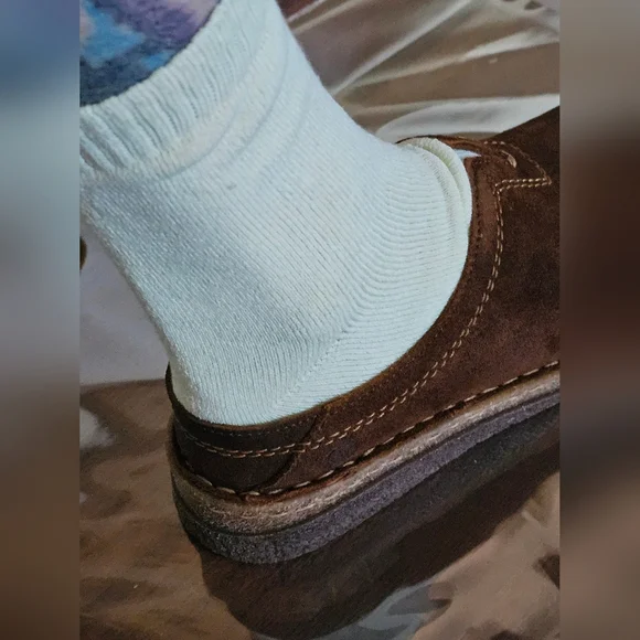 Born Seana Distressed clogs - Picture 15 of 16